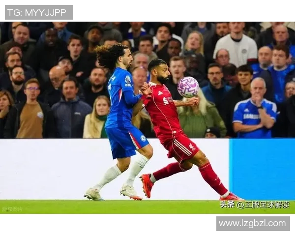 另类足球巨星：突破常规与传统的赛场新面貌